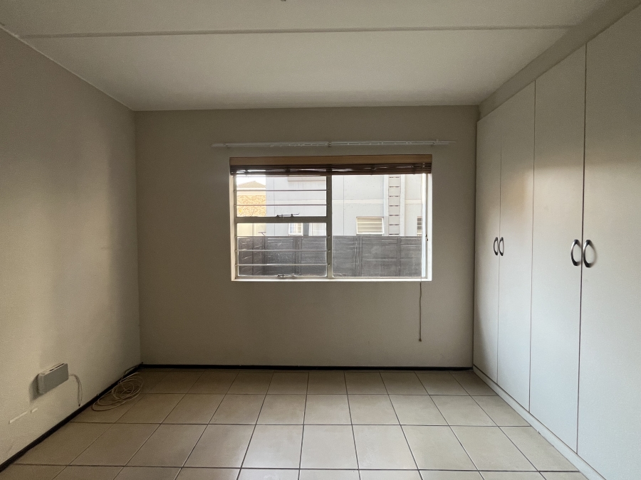 To Let 2 Bedroom Property for Rent in Bardene Gauteng