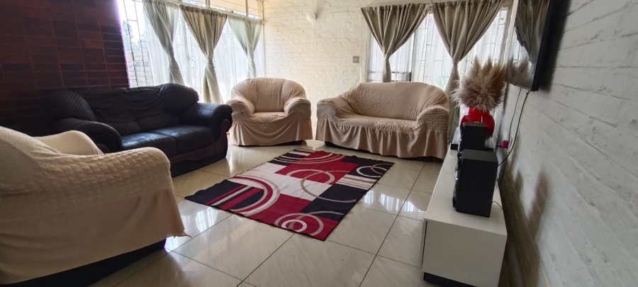 3 Bedroom Property for Sale in Westonaria Gauteng