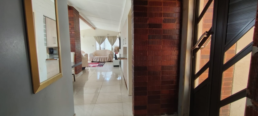 3 Bedroom Property for Sale in Westonaria Gauteng