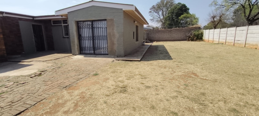 3 Bedroom Property for Sale in Westonaria Gauteng