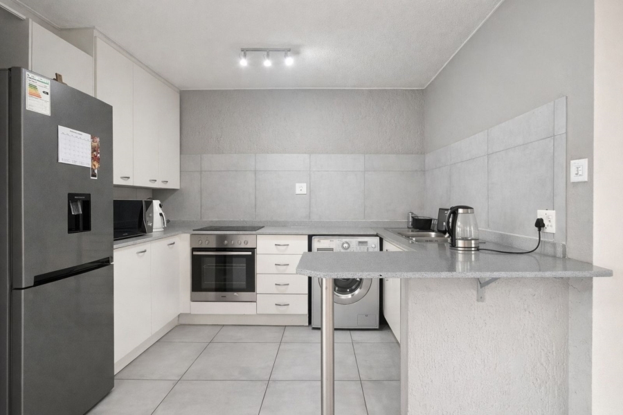 1 Bedroom Property for Sale in Paulshof Gauteng