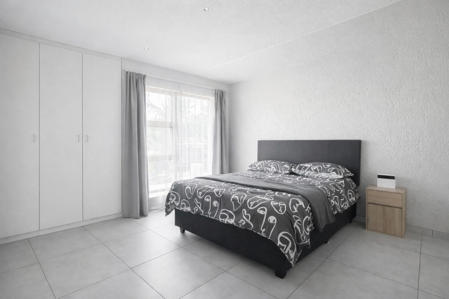1 Bedroom Property for Sale in Paulshof Gauteng