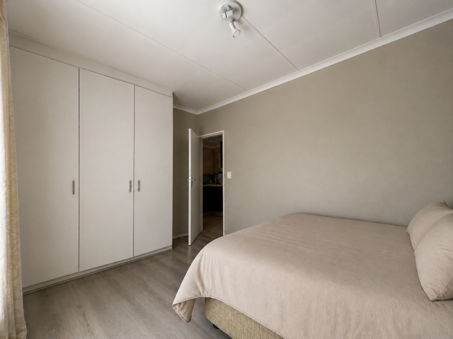 2 Bedroom Property for Sale in North Riding Gauteng