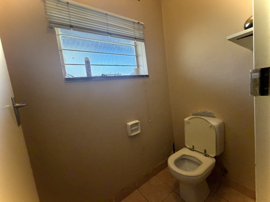 4 Bedroom Property for Sale in Buccleuch Gauteng