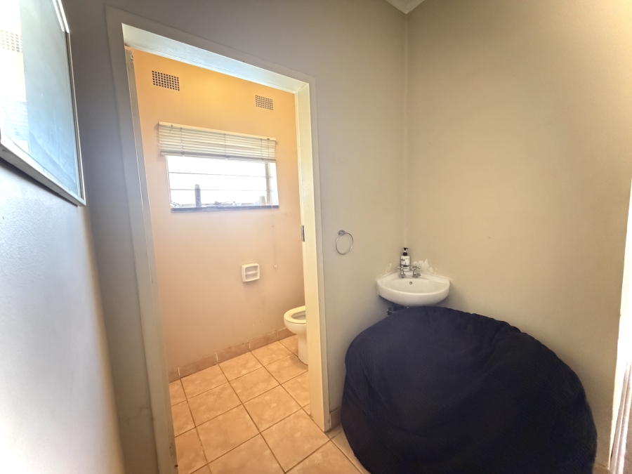 4 Bedroom Property for Sale in Buccleuch Gauteng