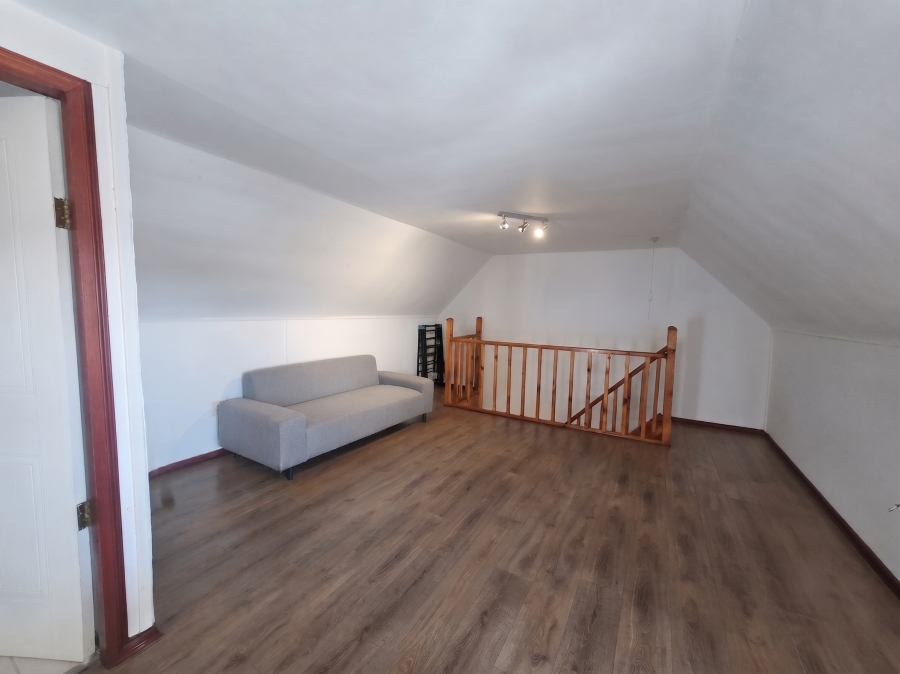 2 Bedroom Property for Sale in Radiokop Gauteng