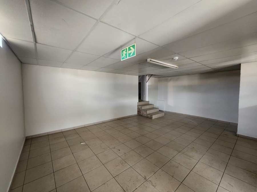 To Let Commercial Property for Rent in Derdepoort Gauteng