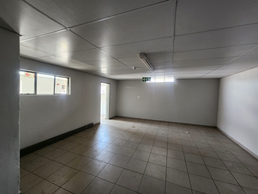 To Let Commercial Property for Rent in Derdepoort Gauteng