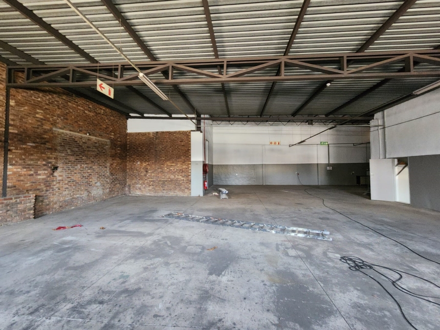 To Let Commercial Property for Rent in Derdepoort Gauteng