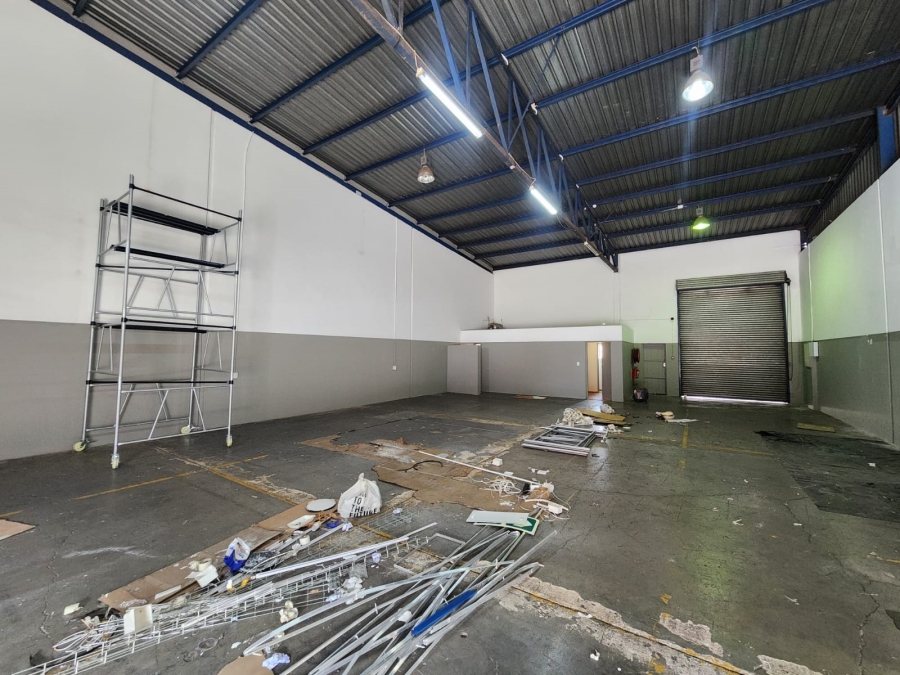 To Let Commercial Property for Rent in Derdepoort Gauteng
