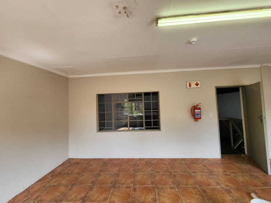 To Let Commercial Property for Rent in Derdepoort Gauteng