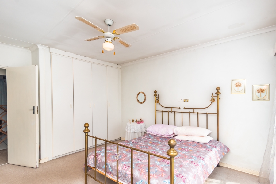 2 Bedroom Property for Sale in Horison Gauteng