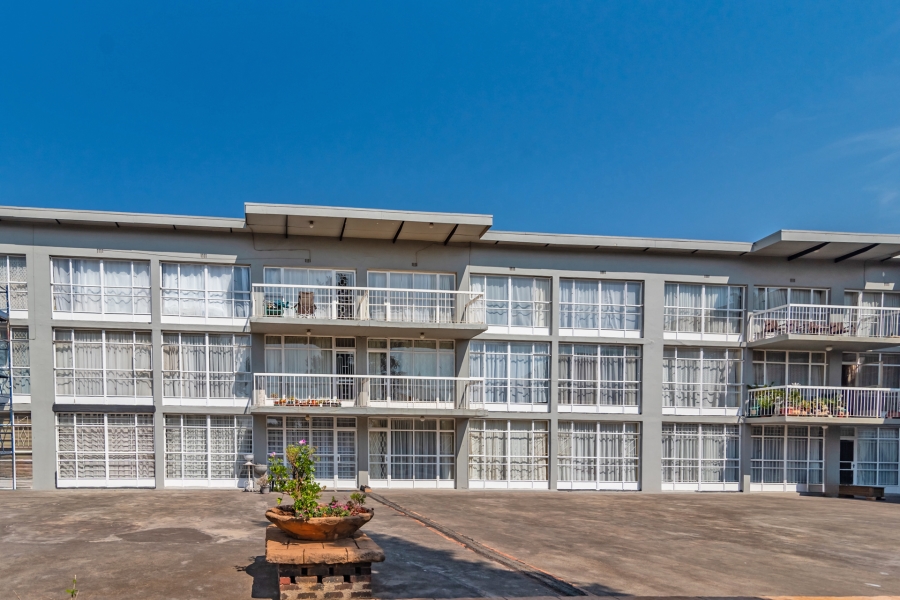 2 Bedroom Property for Sale in Horison Gauteng