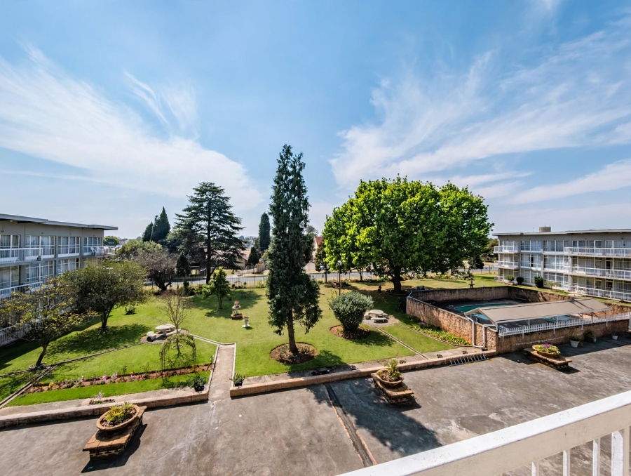 2 Bedroom Property for Sale in Horison Gauteng