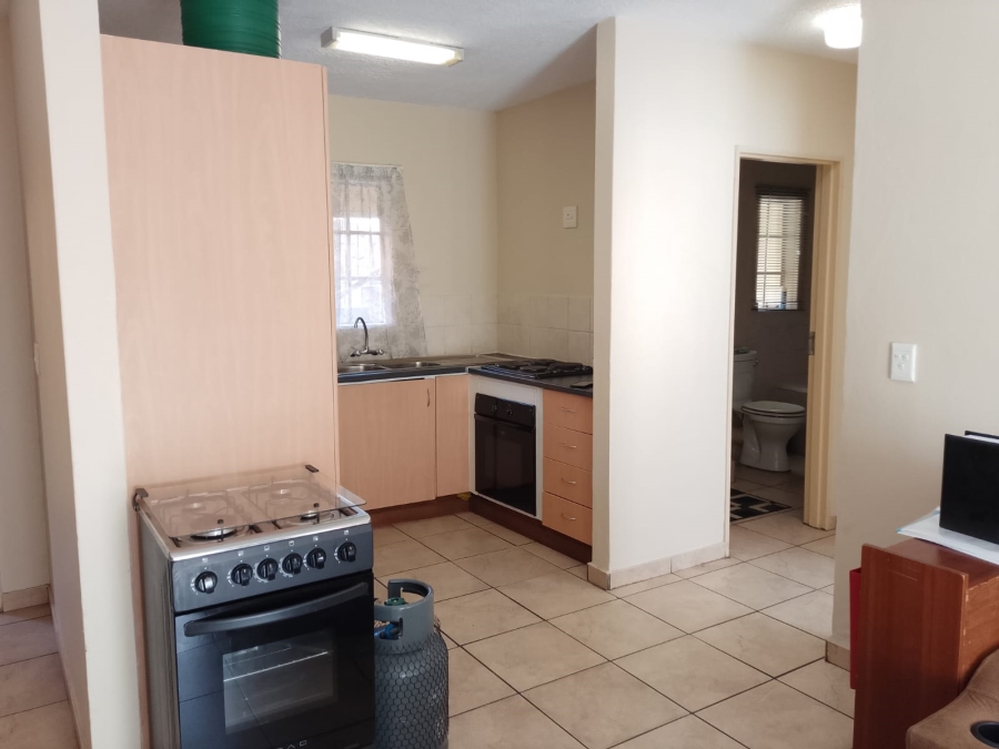 1 Bedroom Property for Sale in Kosmosdal Gauteng