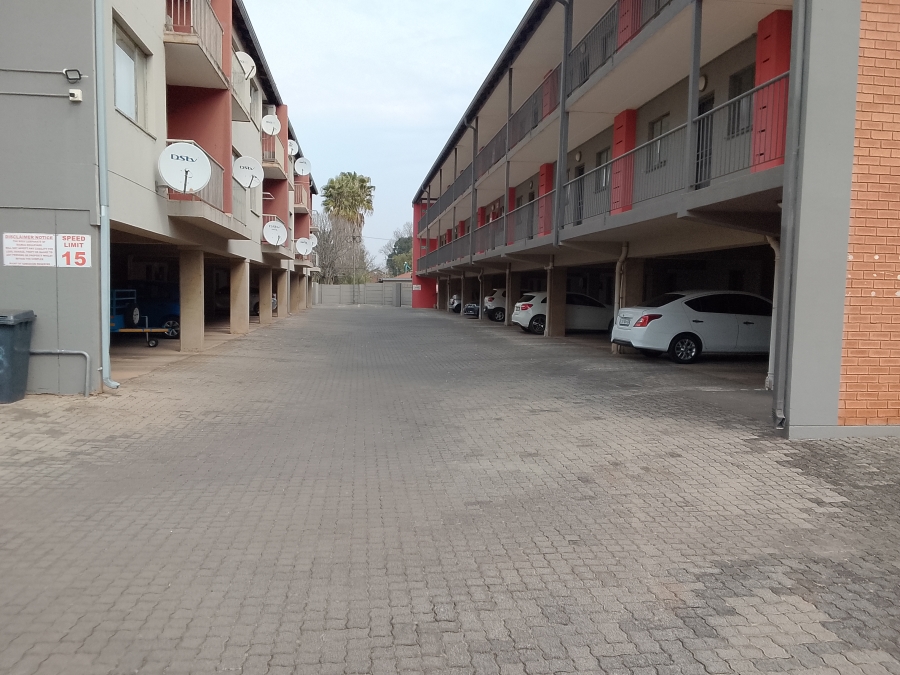 1 Bedroom Property for Sale in Rietfontein Gauteng