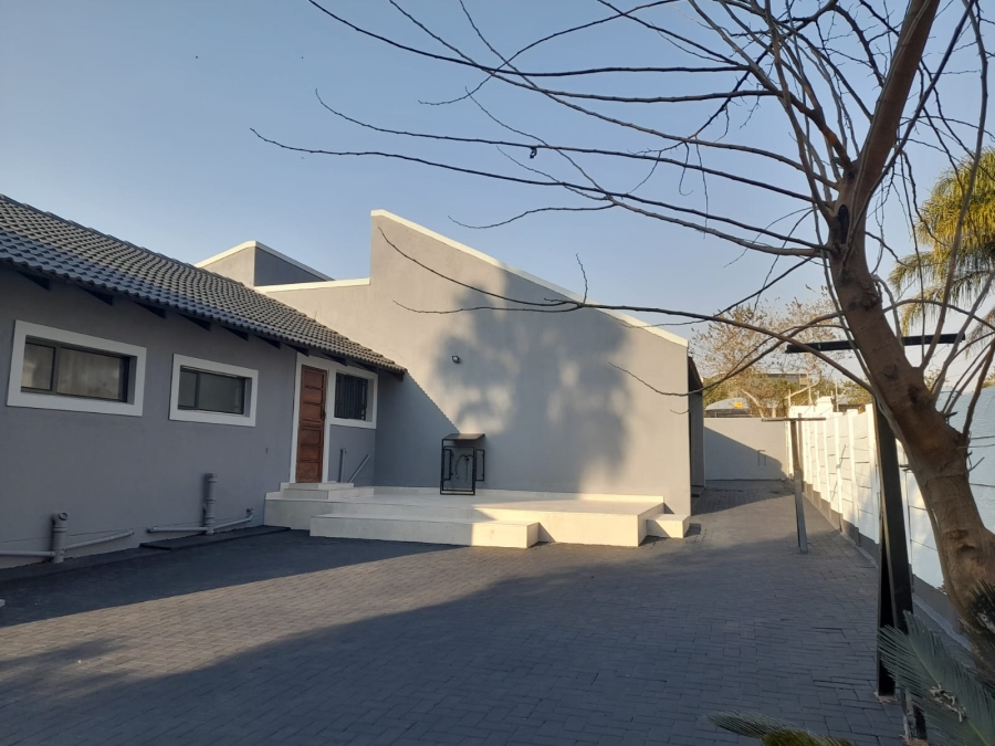 To Let 3 Bedroom Property for Rent in Noordwyk Gauteng