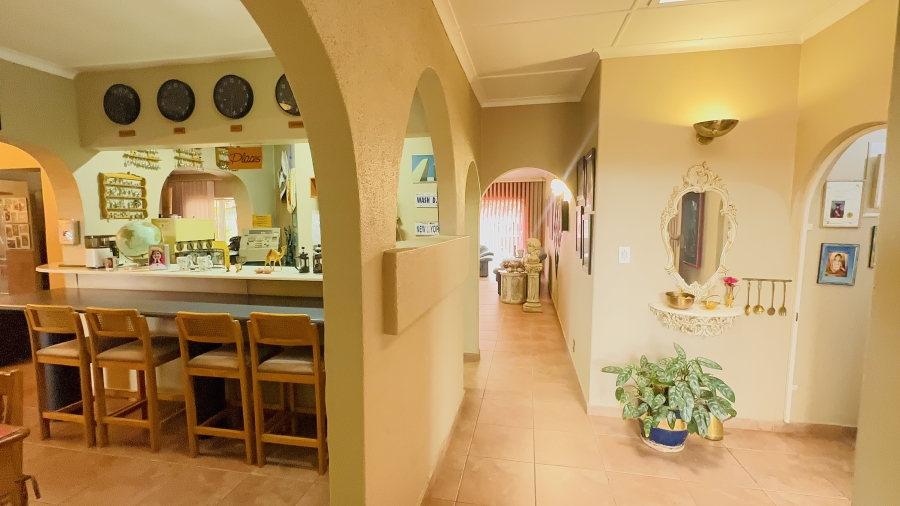 5 Bedroom Property for Sale in Dalpark Gauteng