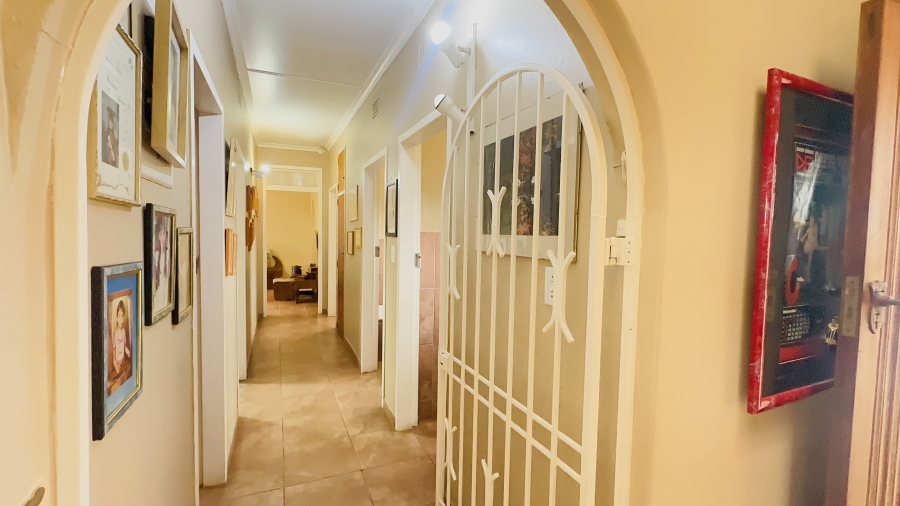5 Bedroom Property for Sale in Dalpark Gauteng