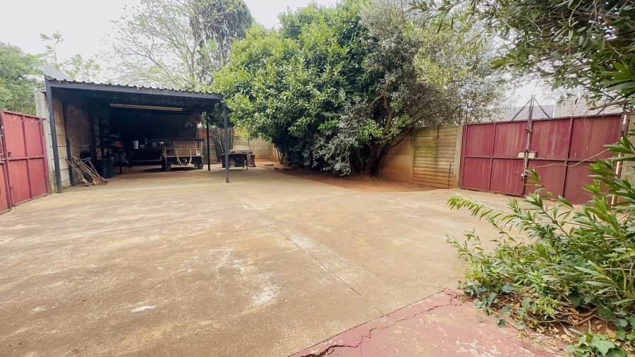 5 Bedroom Property for Sale in Dalpark Gauteng