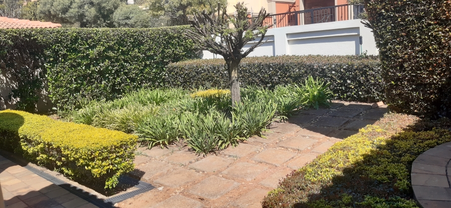 To Let 3 Bedroom Property for Rent in Waterkloof Ridge Gauteng
