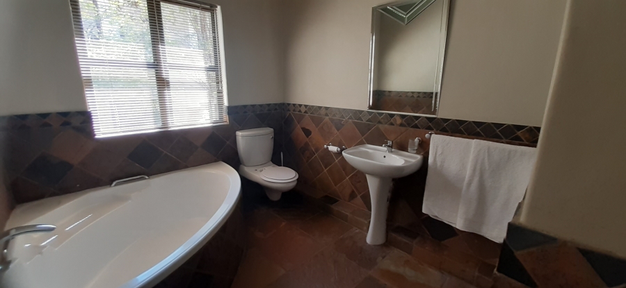 To Let 3 Bedroom Property for Rent in Waterkloof Ridge Gauteng