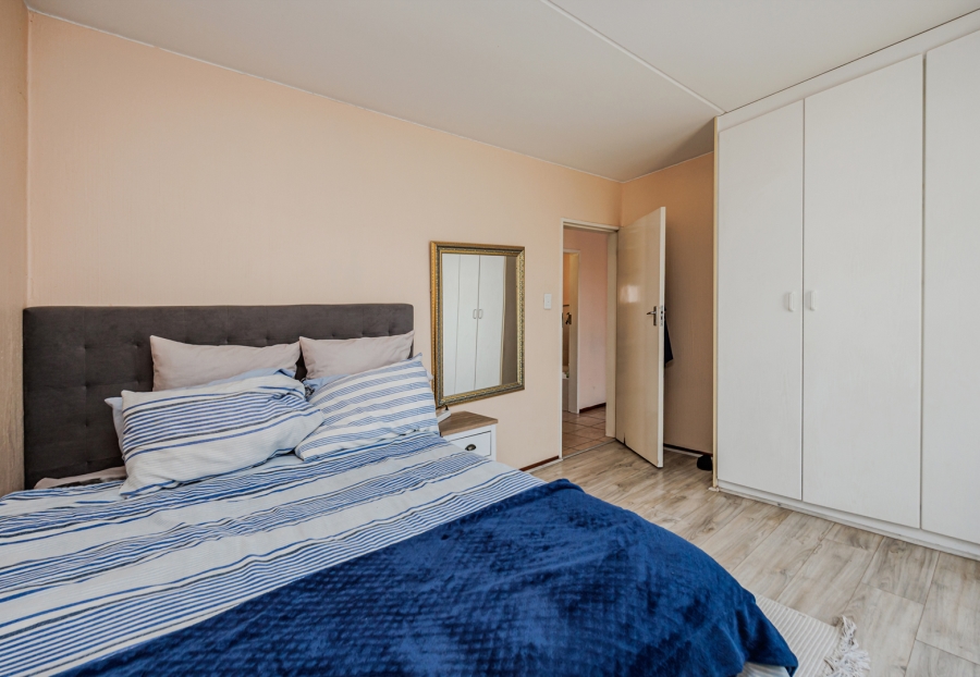 2 Bedroom Property for Sale in Honeydew Grove Gauteng