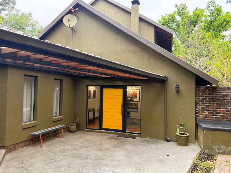 3 Bedroom Property for Sale in Wendywood Gauteng