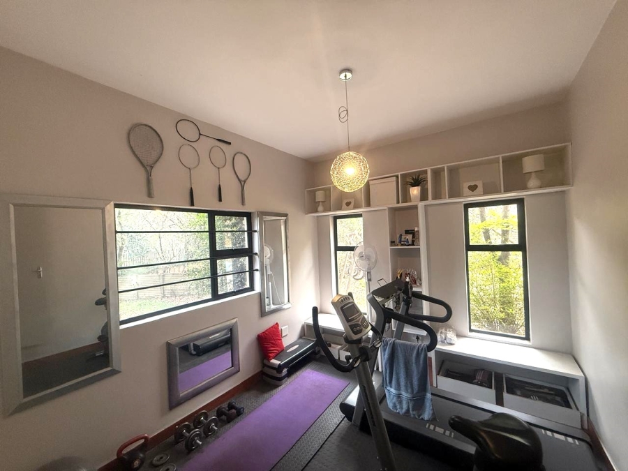 3 Bedroom Property for Sale in Wendywood Gauteng