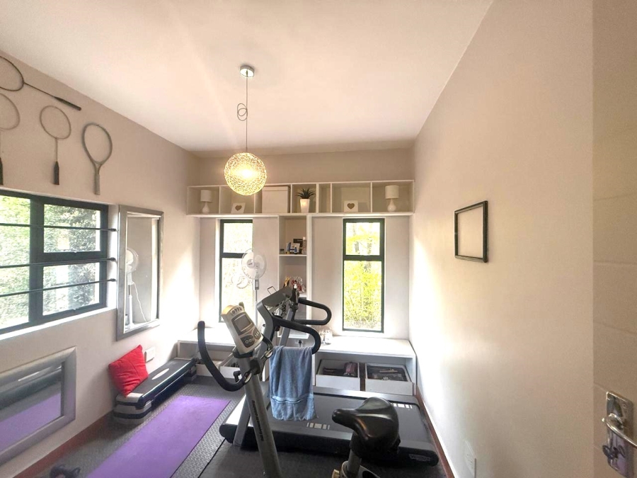 3 Bedroom Property for Sale in Wendywood Gauteng