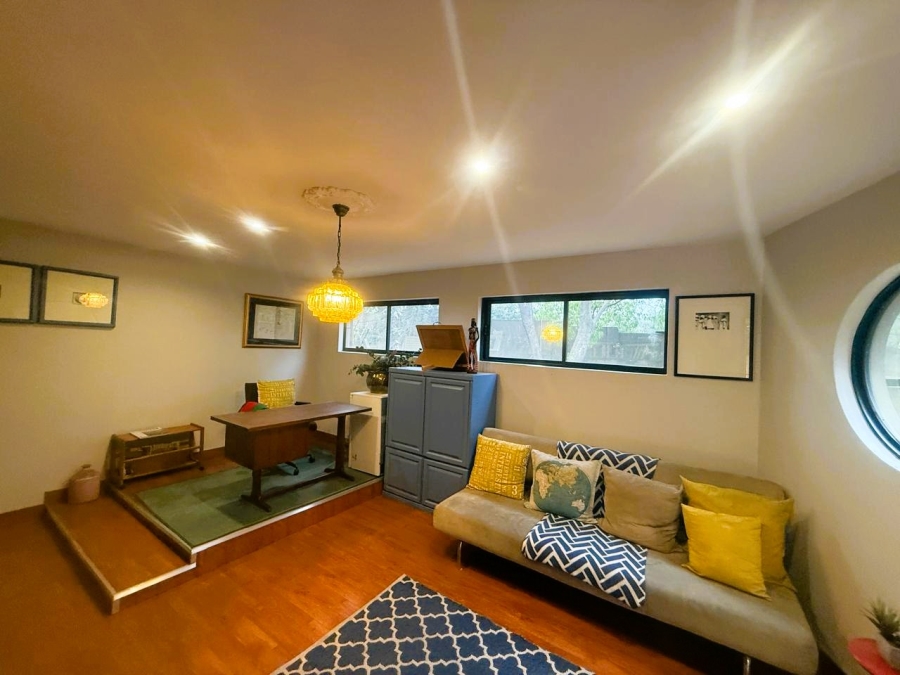 3 Bedroom Property for Sale in Wendywood Gauteng