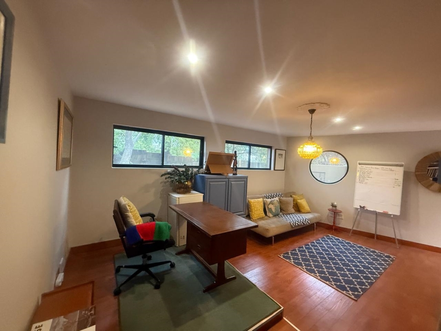 3 Bedroom Property for Sale in Wendywood Gauteng