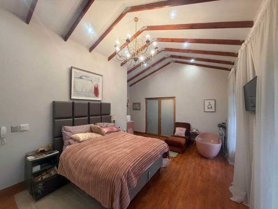 3 Bedroom Property for Sale in Wendywood Gauteng