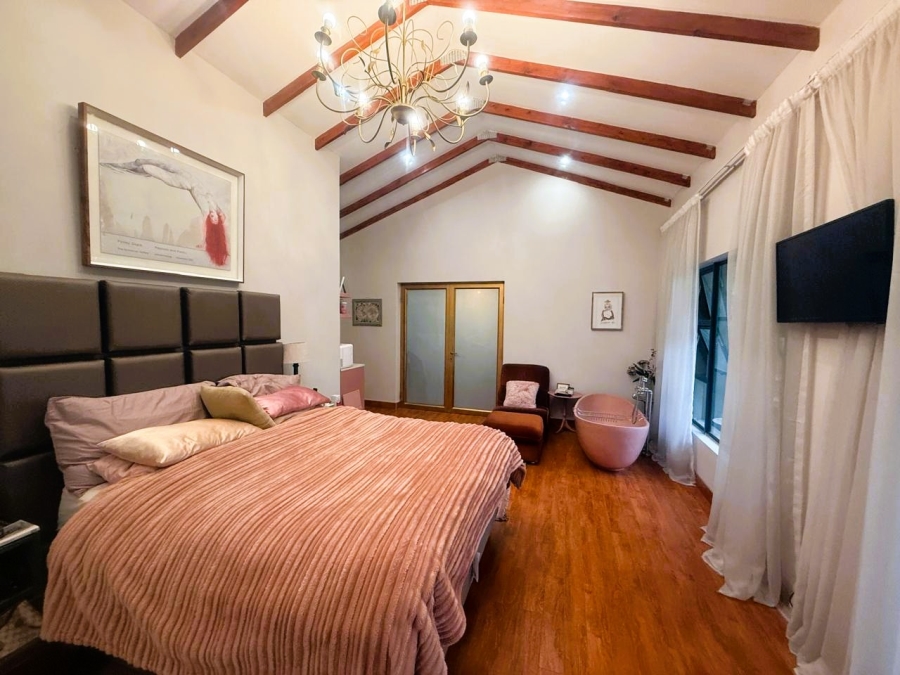 3 Bedroom Property for Sale in Wendywood Gauteng