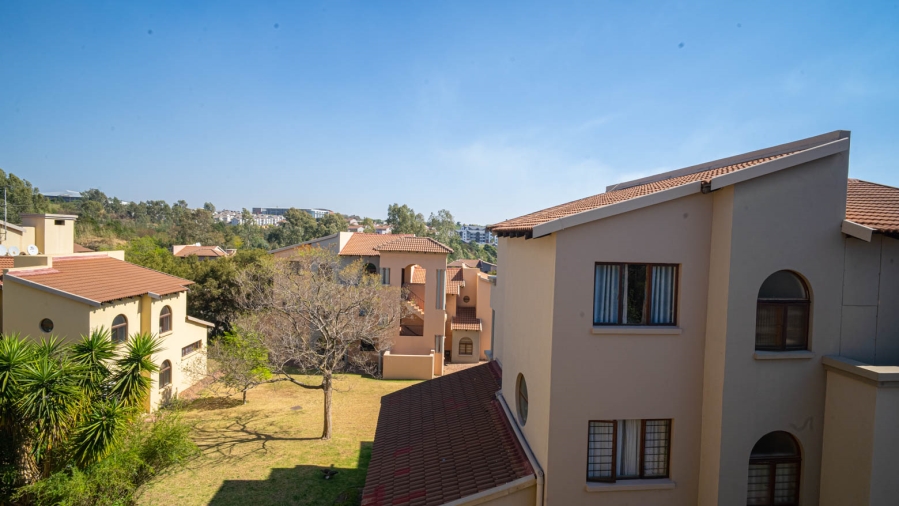 To Let 2 Bedroom Property for Rent in North Riding Gauteng