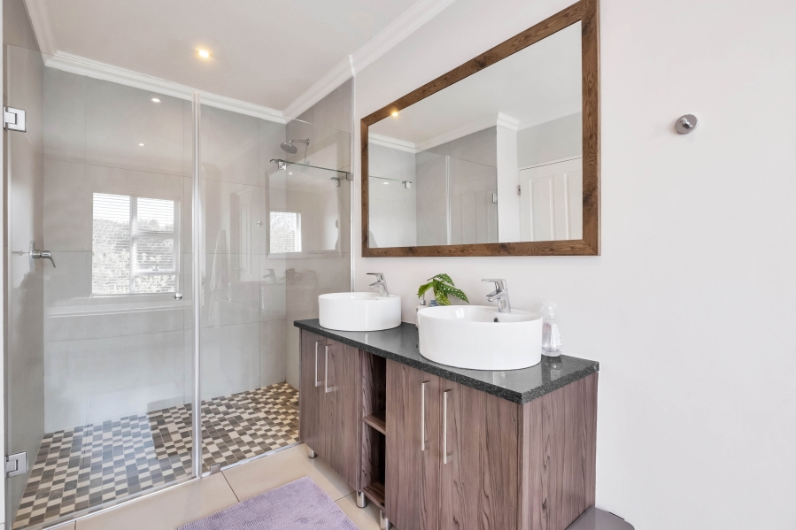 3 Bedroom Property for Sale in Victory Park Gauteng