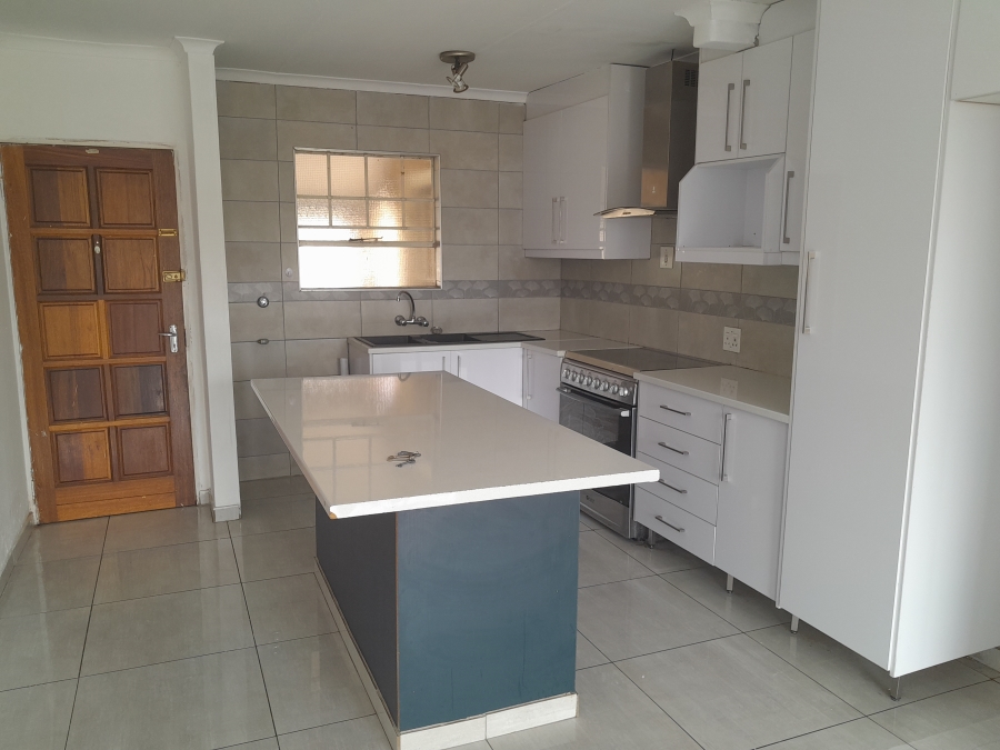 3 Bedroom Property for Sale in Alan Manor Gauteng