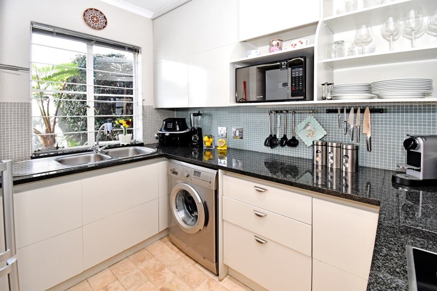 2 Bedroom Property for Sale in Kelland Gauteng