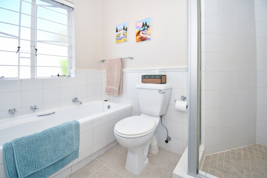 2 Bedroom Property for Sale in Kelland Gauteng