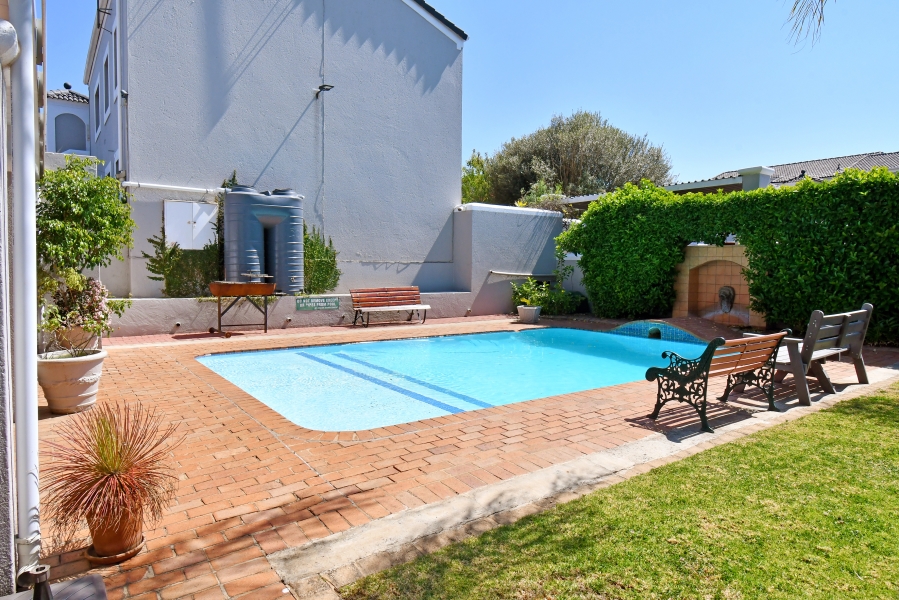 2 Bedroom Property for Sale in Kelland Gauteng