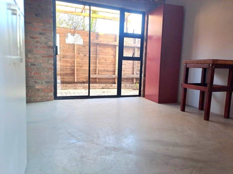 To Let 1 Bedroom Property for Rent in Sydenham Gauteng
