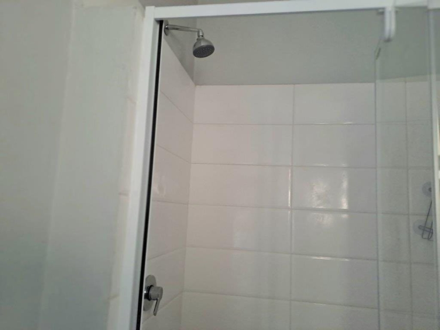 To Let 1 Bedroom Property for Rent in Sydenham Gauteng