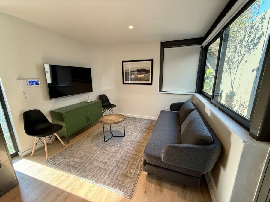 To Let 1 Bedroom Property for Rent in Dunkeld Gauteng