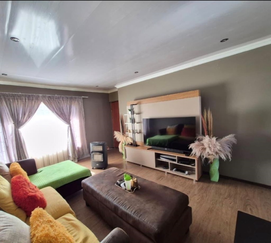 3 Bedroom Property for Sale in Randpoort Gauteng