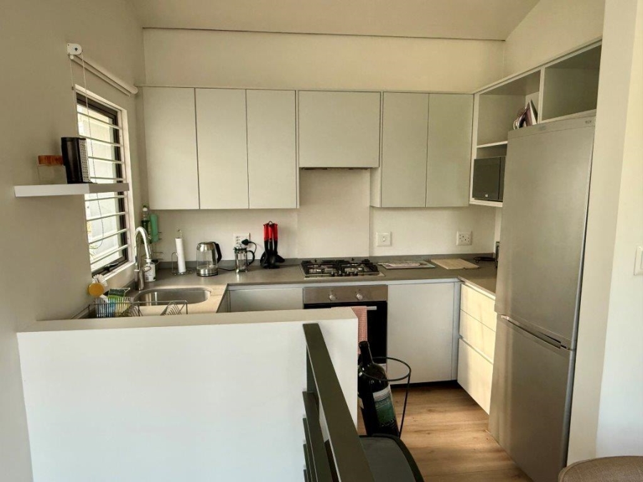 To Let 2 Bedroom Property for Rent in Dunkeld Gauteng
