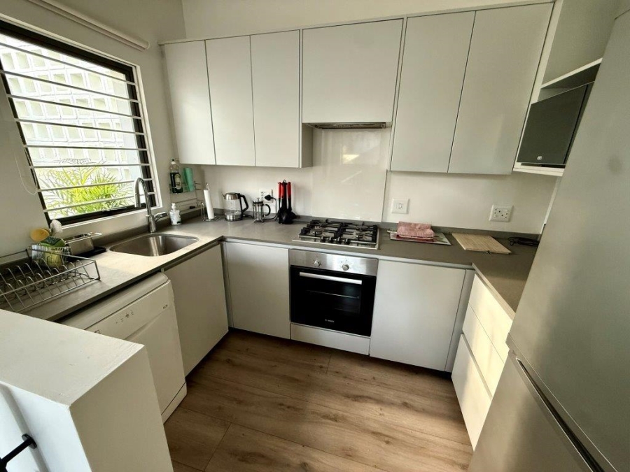 To Let 2 Bedroom Property for Rent in Dunkeld Gauteng