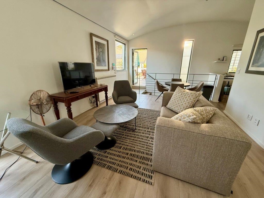 To Let 2 Bedroom Property for Rent in Dunkeld Gauteng