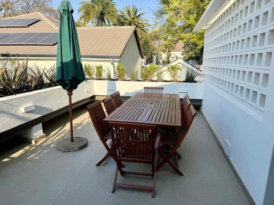 To Let 2 Bedroom Property for Rent in Dunkeld Gauteng