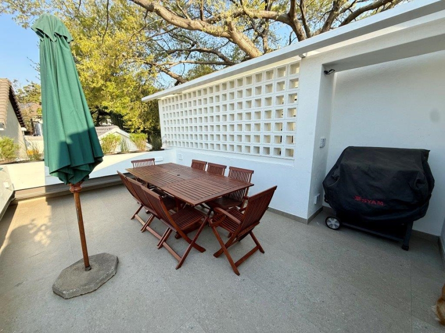 To Let 2 Bedroom Property for Rent in Dunkeld Gauteng