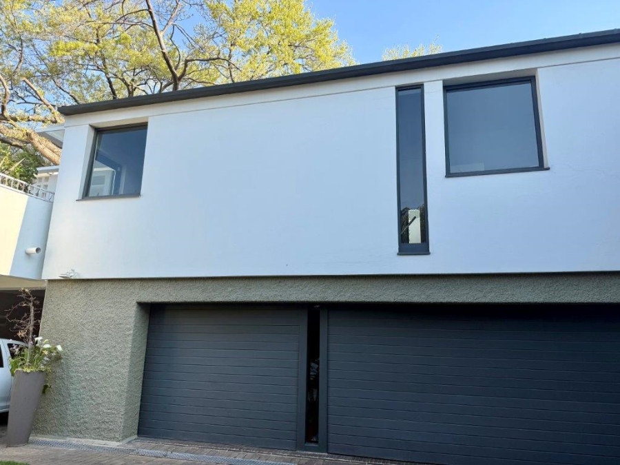 To Let 2 Bedroom Property for Rent in Dunkeld Gauteng